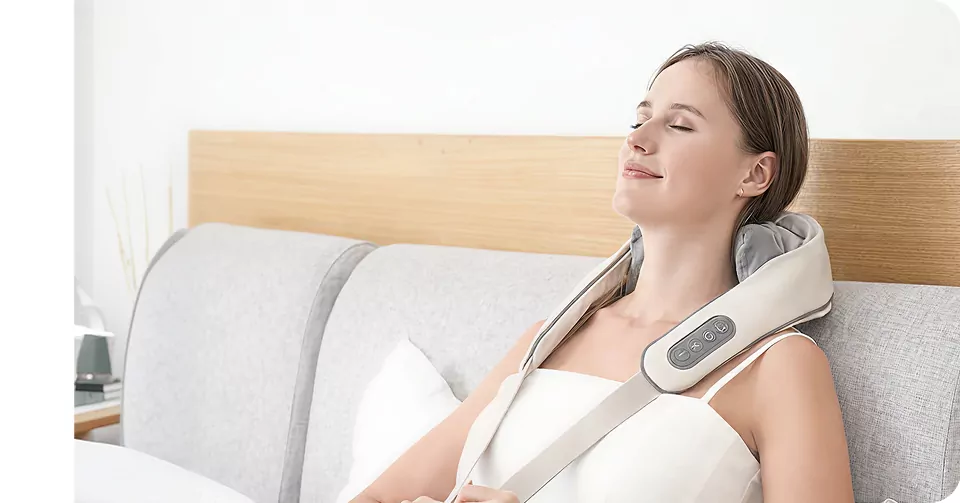 İnsan Eli Hissi Veren  Şarjlı Masaj Aleti